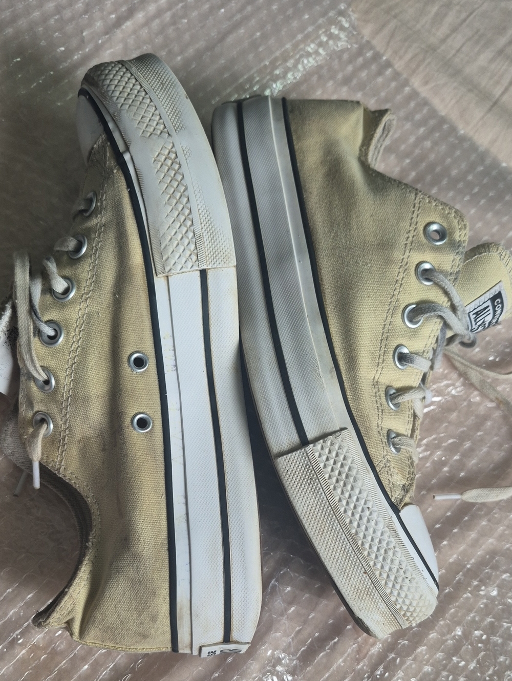 Converse Chuck Taylor All Star Lift Platform Low Top Yellow Sz 9.5 Women